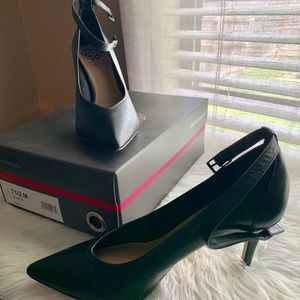 Vince Camuto Bayalla Heel